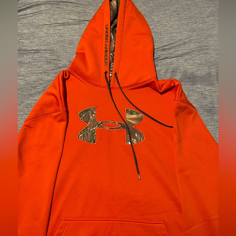 XXL Under Armor, Burnt Orange/Camo hoodie.